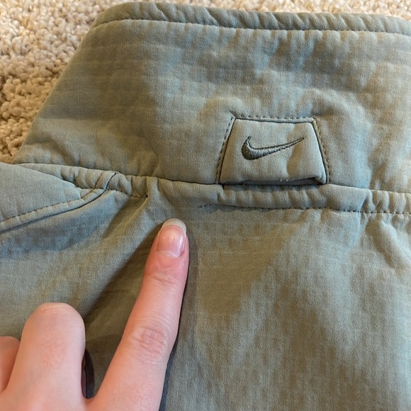 Nike Jacket - Picture 8 of 9